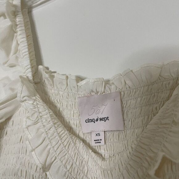 Cinq a Sept ivory white cinched puff sleeve silk blouse top size XS - Picture 3 of 4